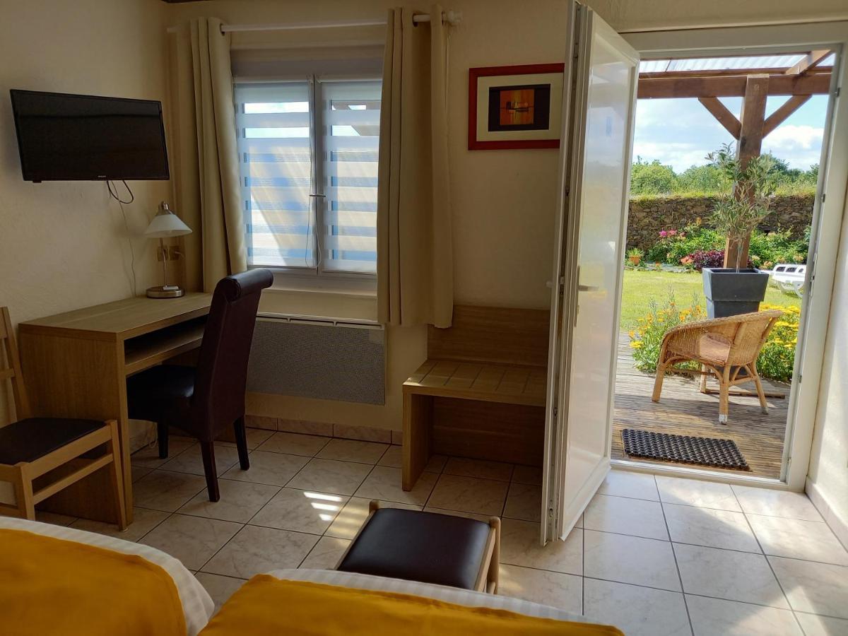 Le Relais De Launay Плубаланек Екстериор снимка
