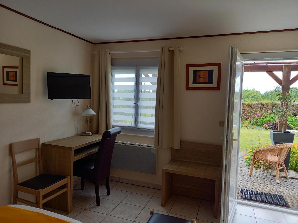 Le Relais De Launay Плубаланек Екстериор снимка