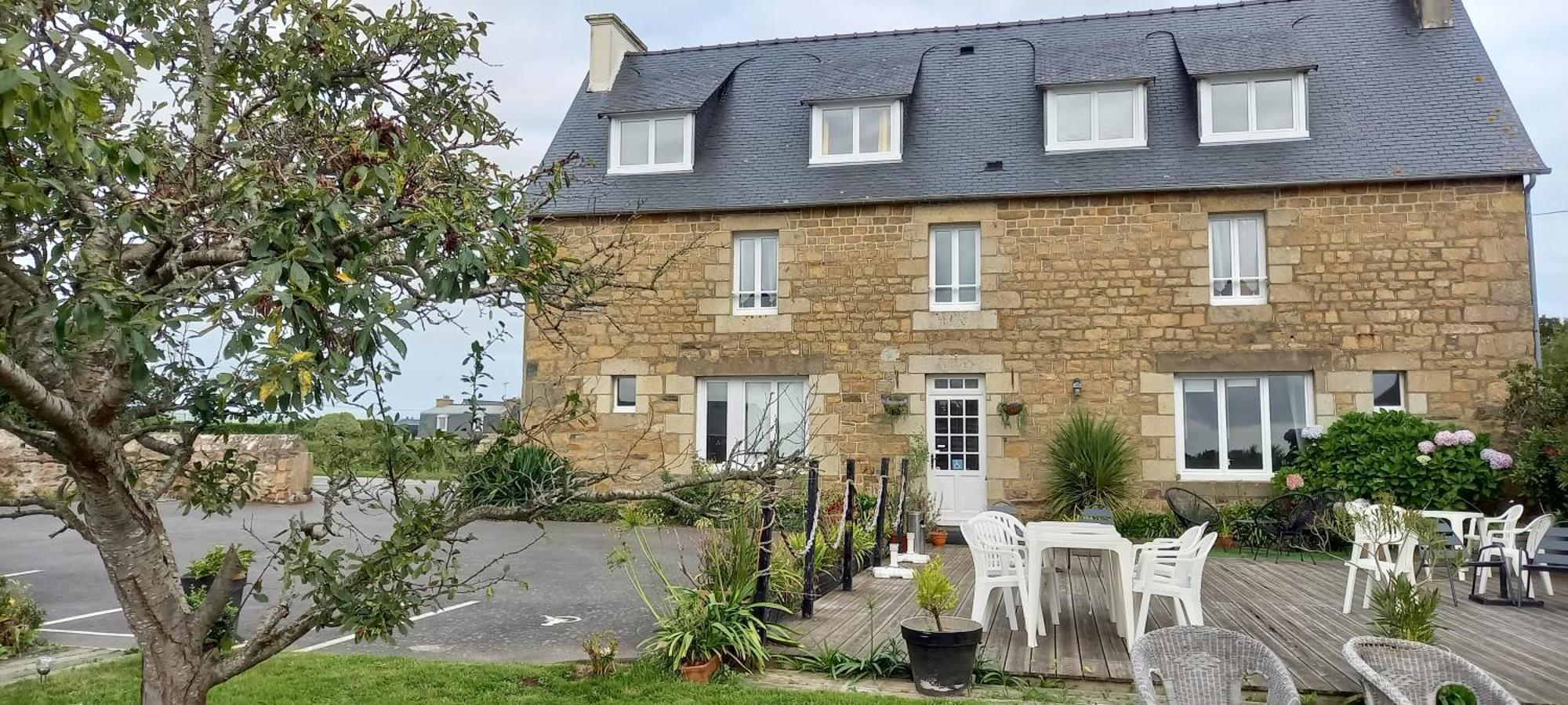 Le Relais De Launay Плубаланек Екстериор снимка