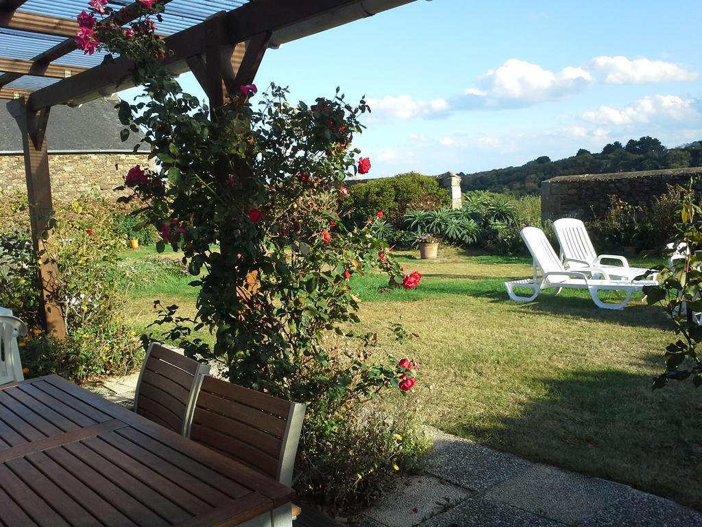 Le Relais De Launay Плубаланек Екстериор снимка