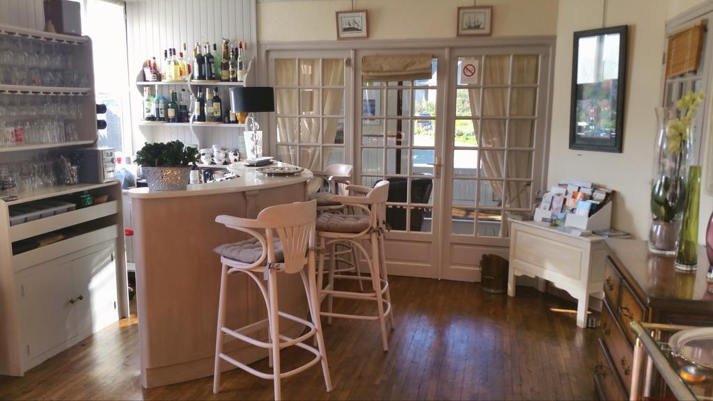 Le Relais De Launay Плубаланек Екстериор снимка