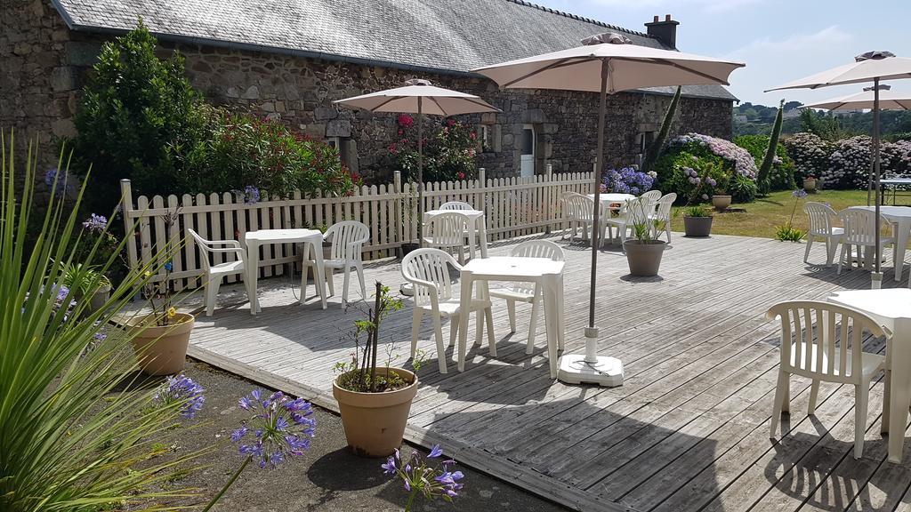Le Relais De Launay Плубаланек Екстериор снимка